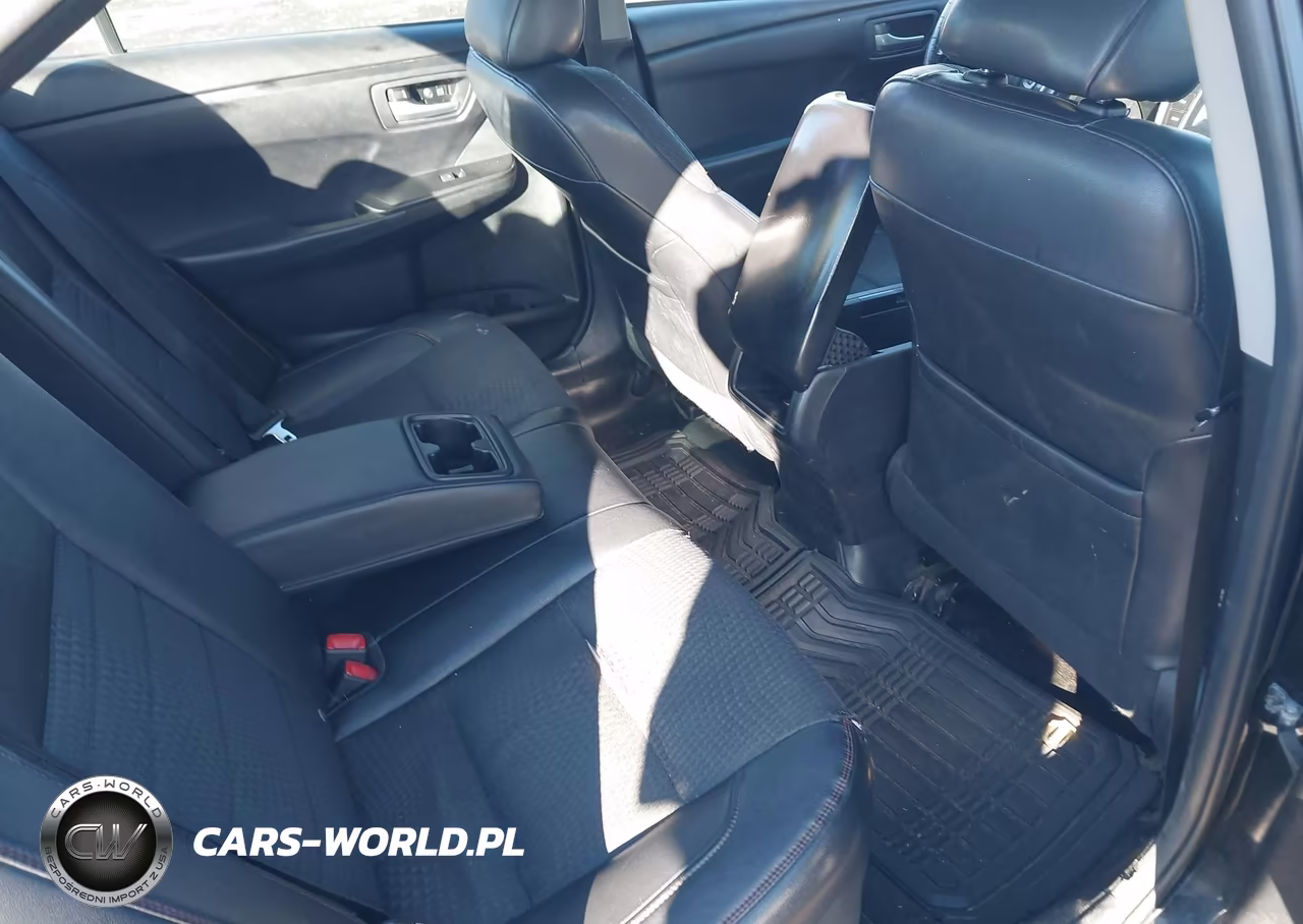 2015 Toyota Camry Se VIN:4T1BF1FK8FU105923 - 8