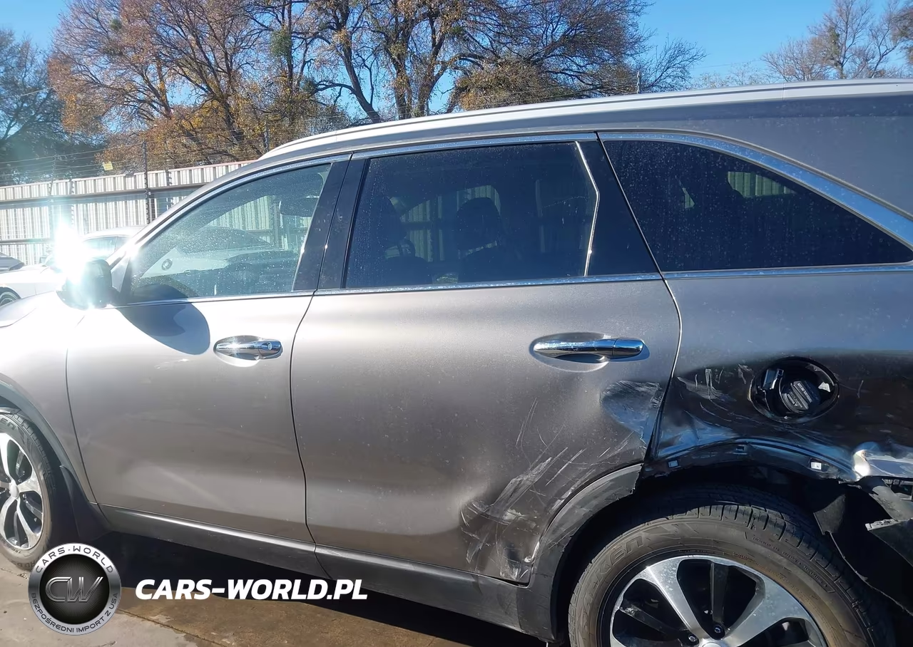 2017 Kia Sorento 3.3L Ex VIN:5XYPH4A51HG287055 - 15