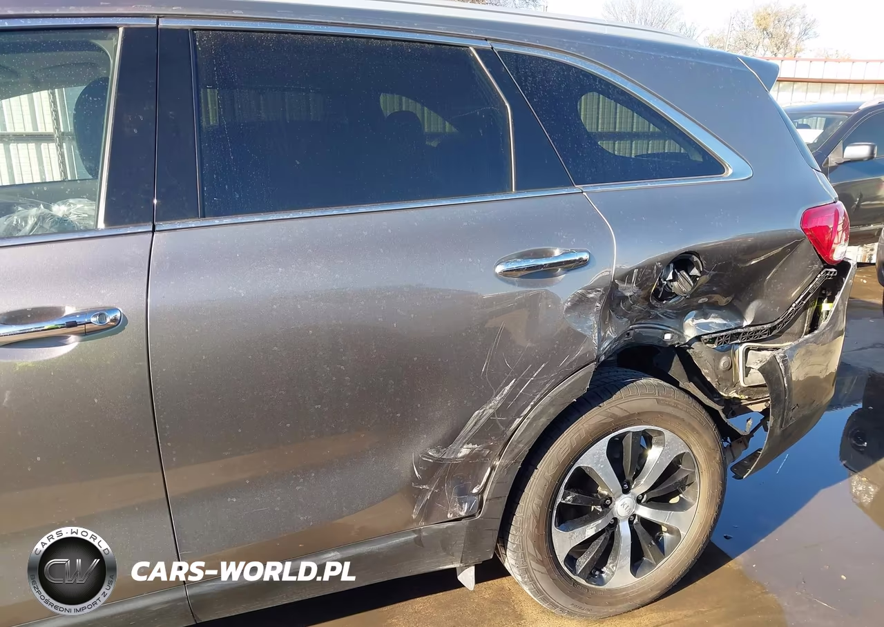 2017 Kia Sorento 3.3L Ex VIN:5XYPH4A51HG287055 - 6