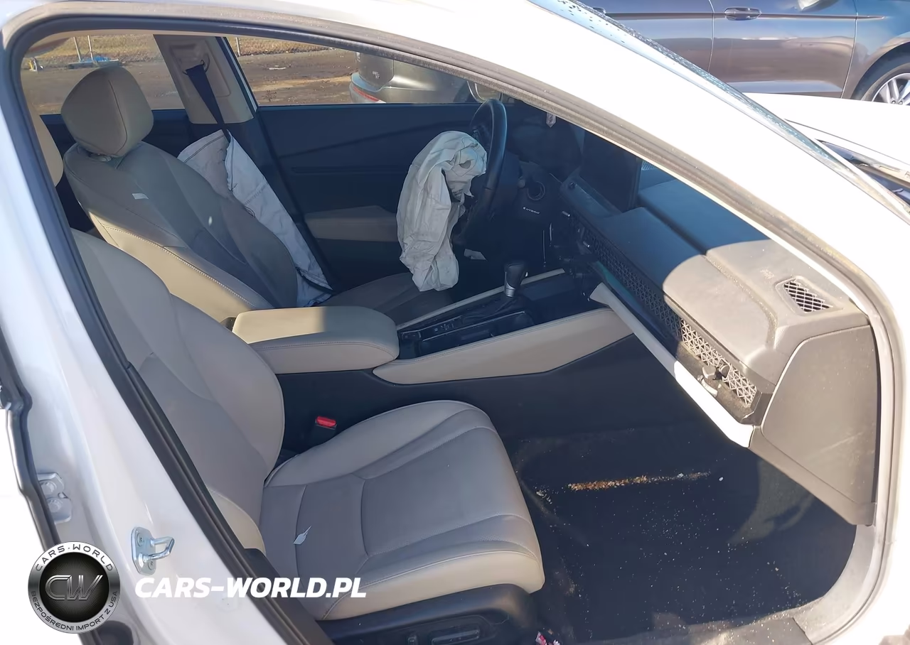 2025 Honda Accord Hybrid Touring VIN:1HGCY2F86SA009301 - 5