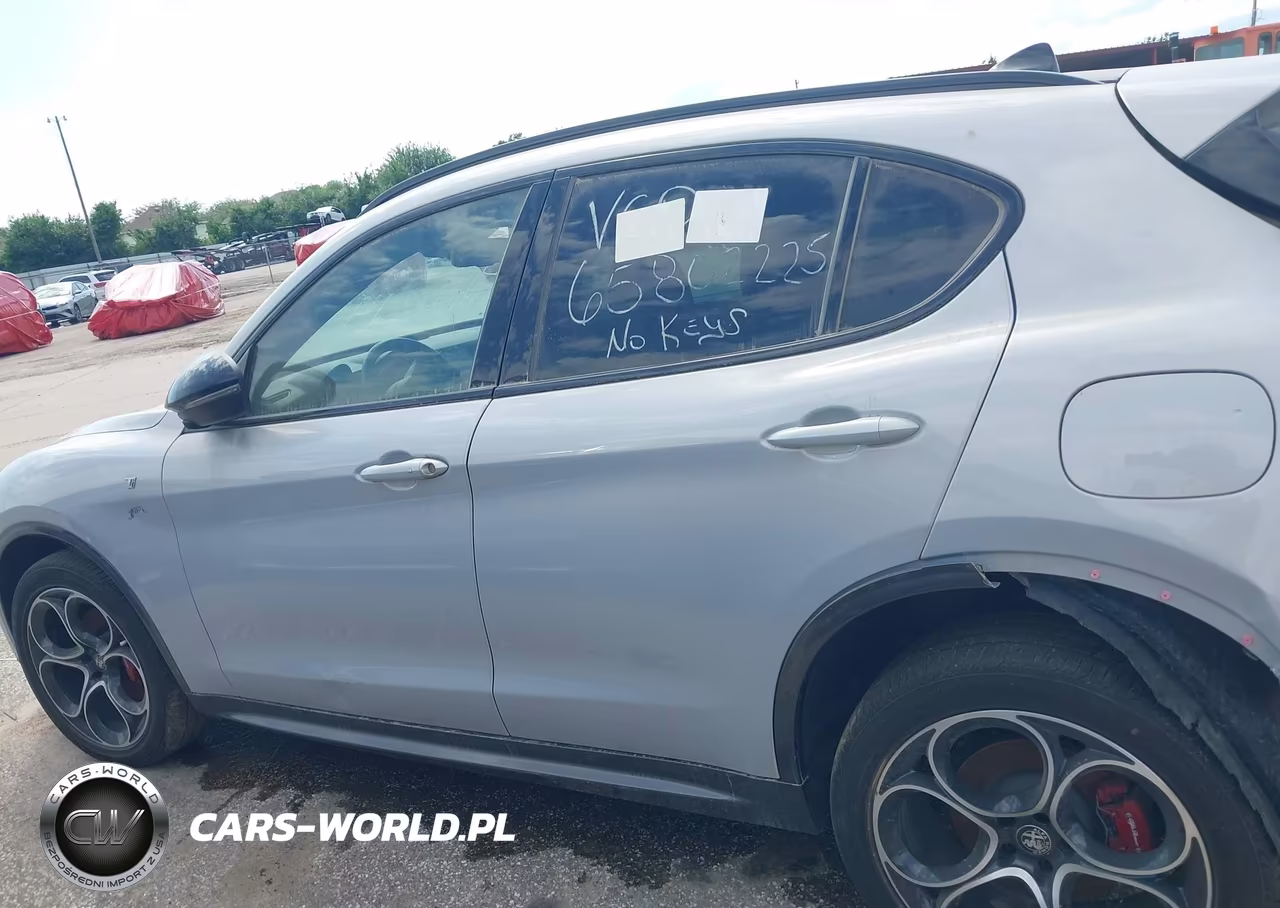 2024 Alfa Romeo Stelvio Ti Awd VIN:ZASPAKBN9R7D71878 - 13