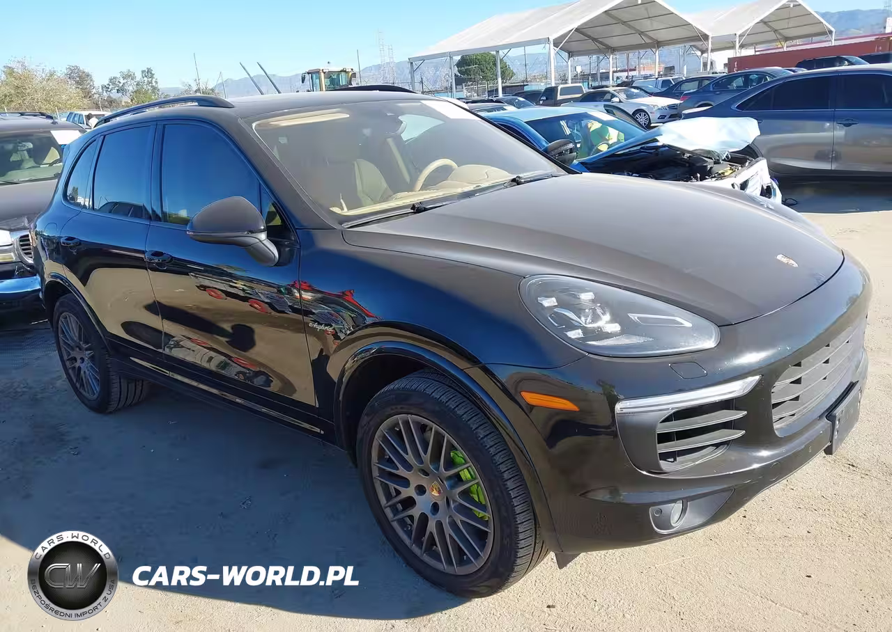 2017 Porsche Cayenne E-Hybrid S Platinum Edition