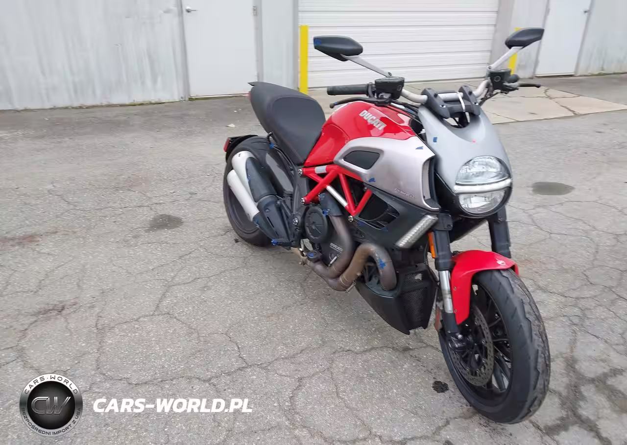 2011 Ducati Diavel