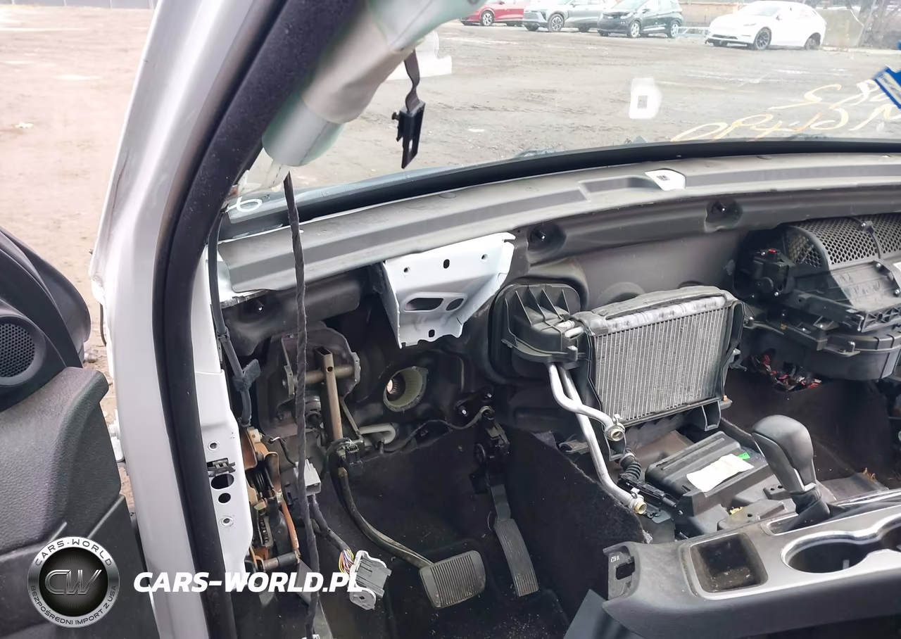 2018 Jeep Grand Cherokee Laredo E 4X4 VIN:1C4RJFAG0JC156882 - 14