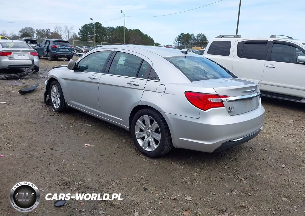 2012 Chrysler 200 Touring VIN:1C3CCBBB3CN302862 - 3