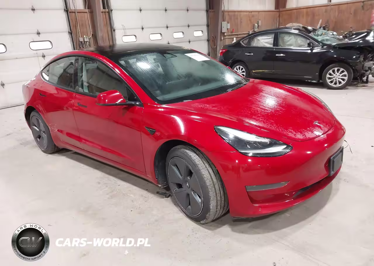 2022 Tesla Model 3 Rear-Wheel Drive