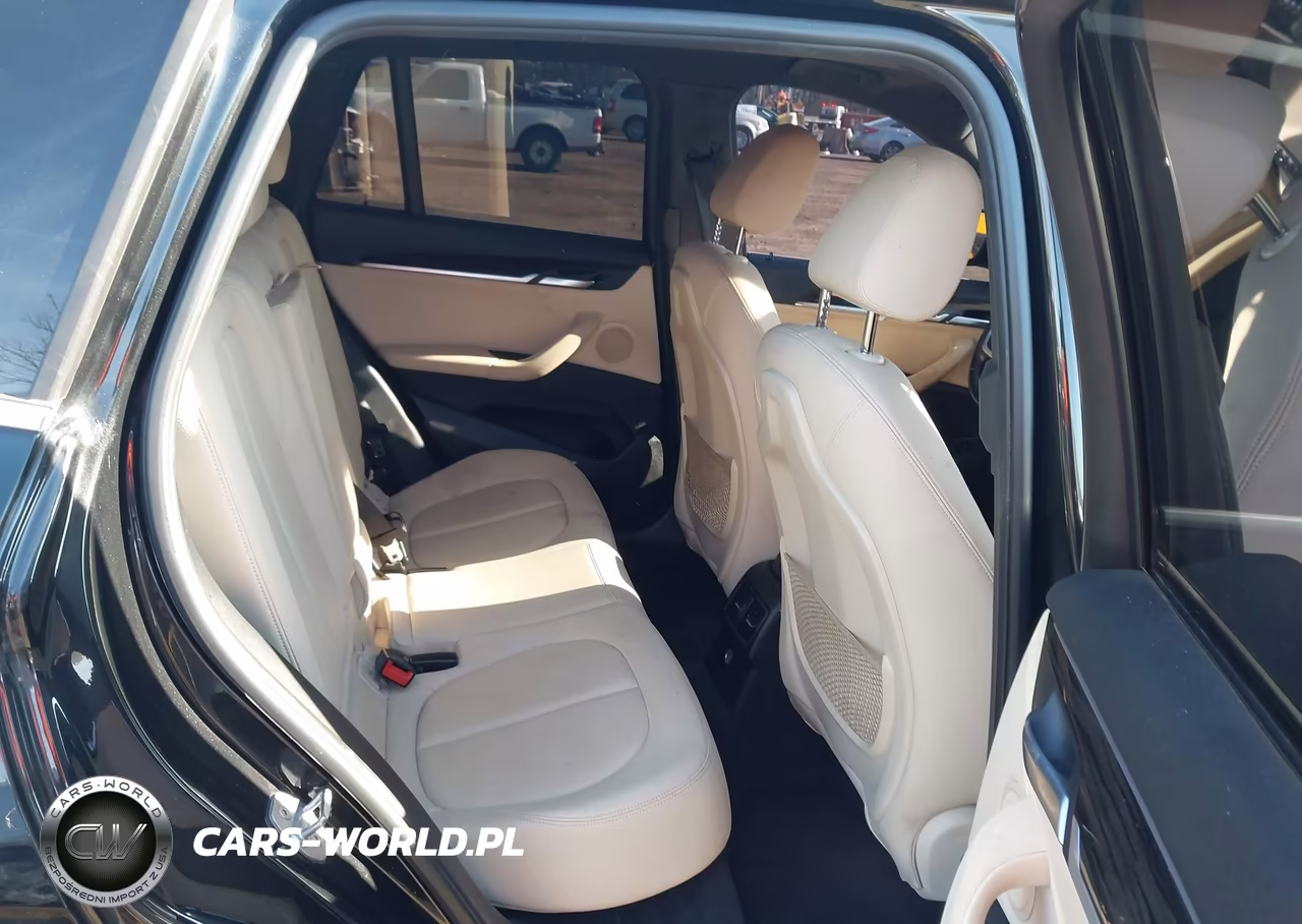 2018 BMW X1 xDrive28I VIN:WBXHT3C39J5L26260 - 8