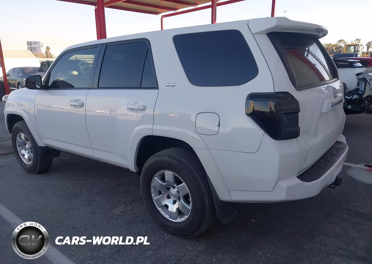 2015 Toyota 4Runner Sr5 VIN:JTEZU5JR8F5107388 - 3