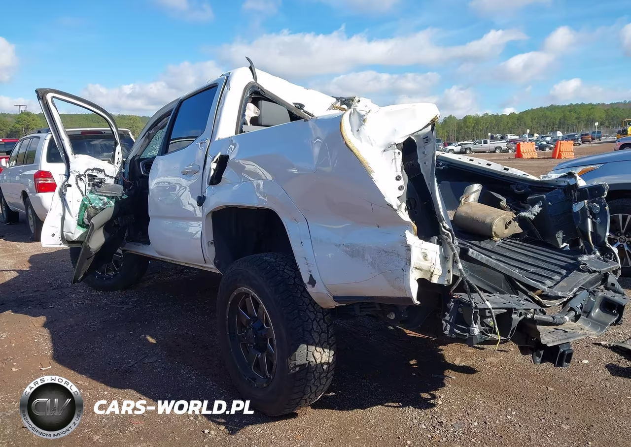 2017 Toyota Tacoma Sr5 V6 VIN:5TFAZ5CN4HX036291 - 3