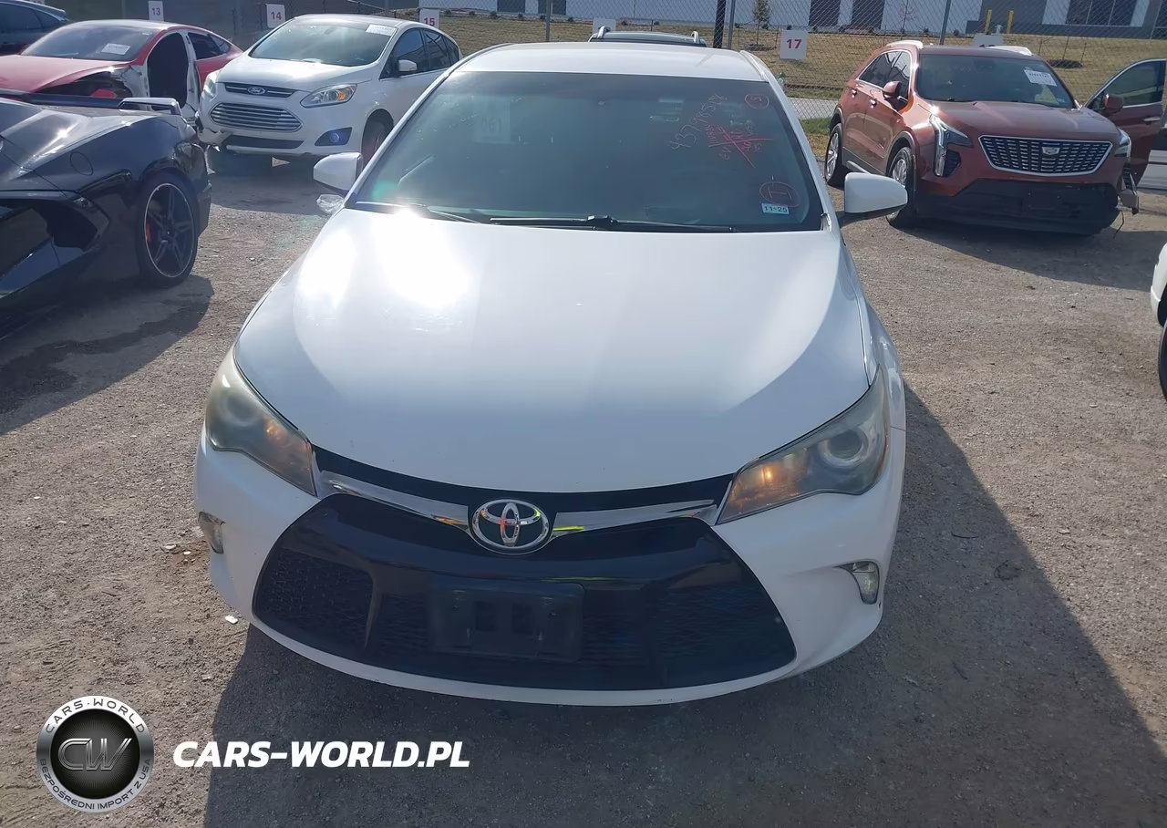 2015 Toyota Camry Se VIN:4T1BF1FK0FU105236 - 12
