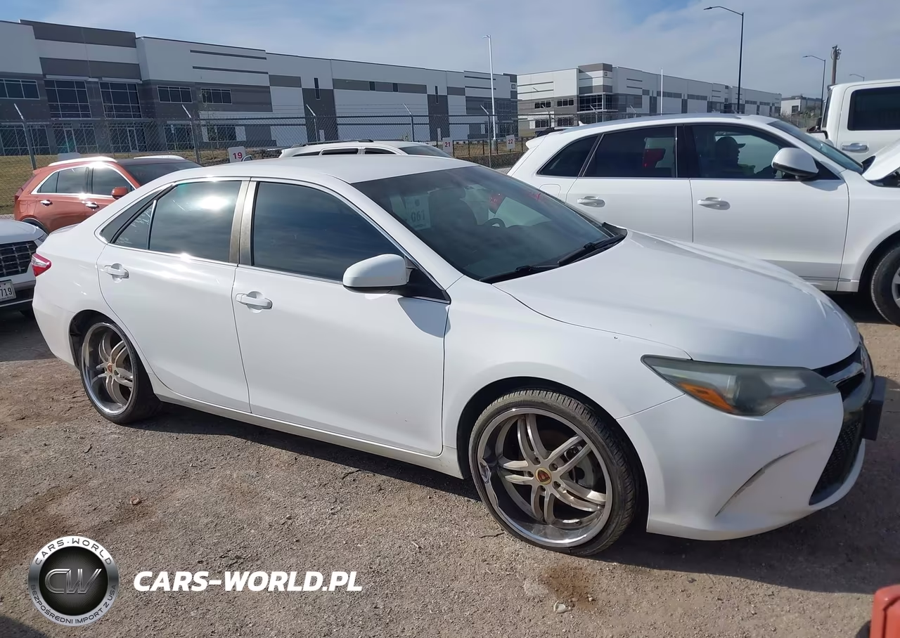 2015 Toyota Camry Se VIN:4T1BF1FK0FU105236 - 13