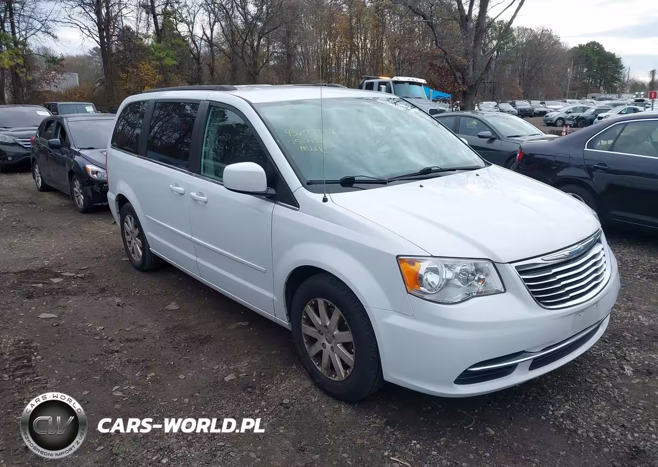 2015 Chrysler Town & Country Lx