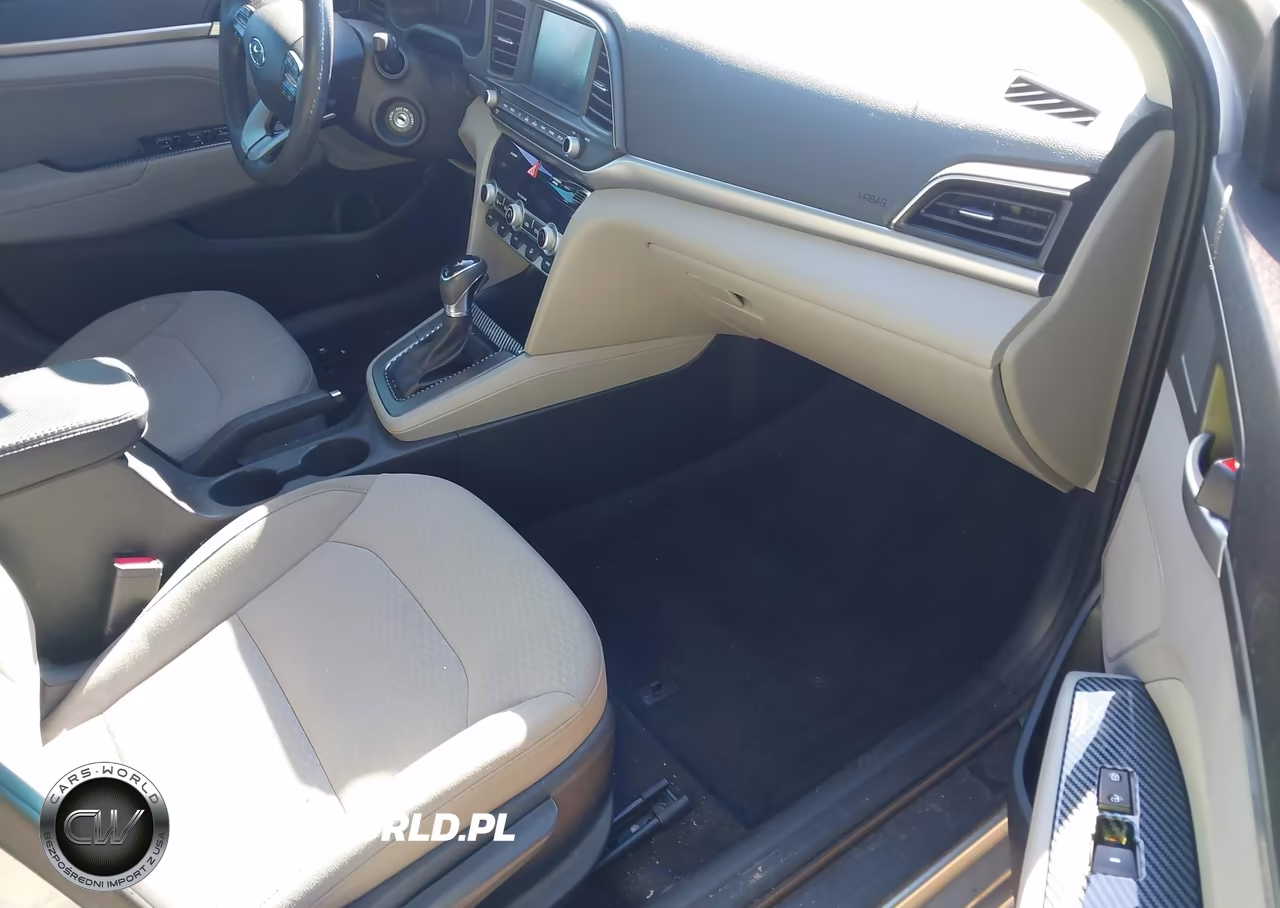 2020 Hyundai Elantra Sel VIN:5NPD84LF0LH573263 - 5