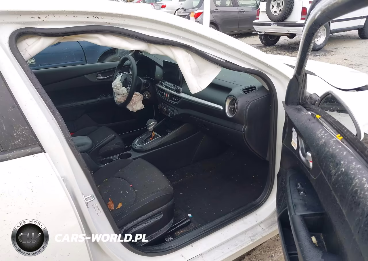 2020 Kia Forte Lxs VIN:3KPF24AD2LE243513 - 5