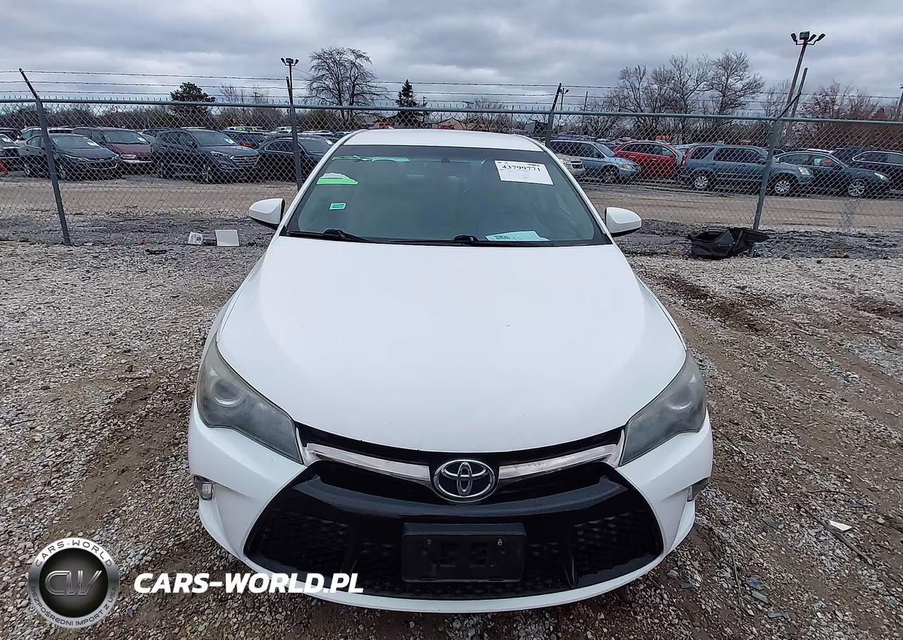 2015 Toyota Camry Se VIN:4T1BF1FK2FU018227 - 12