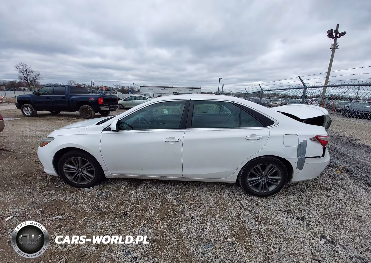 2015 Toyota Camry Se VIN:4T1BF1FK2FU018227 - 14