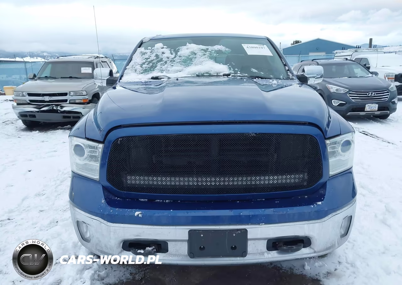 2015 Ram 1500 Laramie VIN:1C6RR7VT1FS759592 - 12