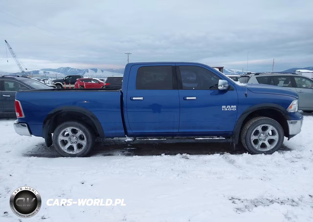 2015 Ram 1500 Laramie VIN:1C6RR7VT1FS759592 - 13