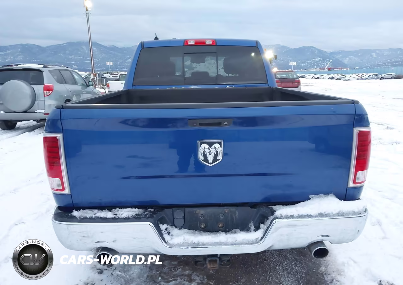 2015 Ram 1500 Laramie VIN:1C6RR7VT1FS759592 - 16