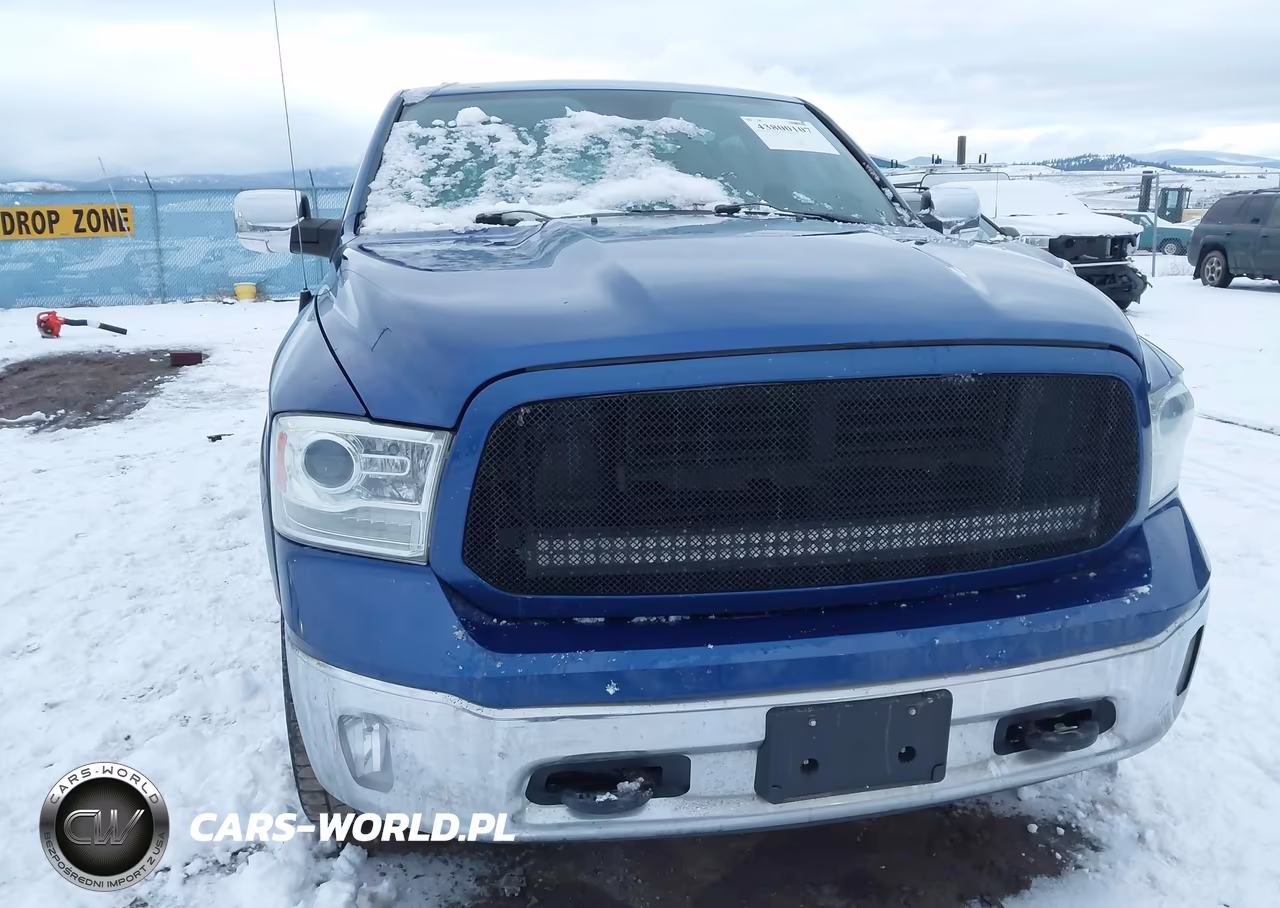 2015 Ram 1500 Laramie VIN:1C6RR7VT1FS759592 - 6