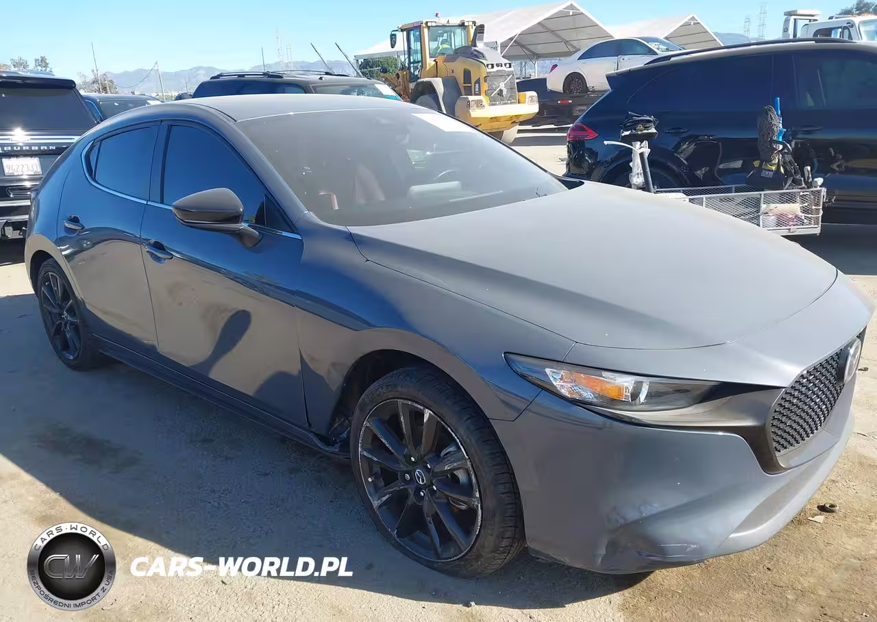 2022 Mazda Mazda3 Carbon Edition