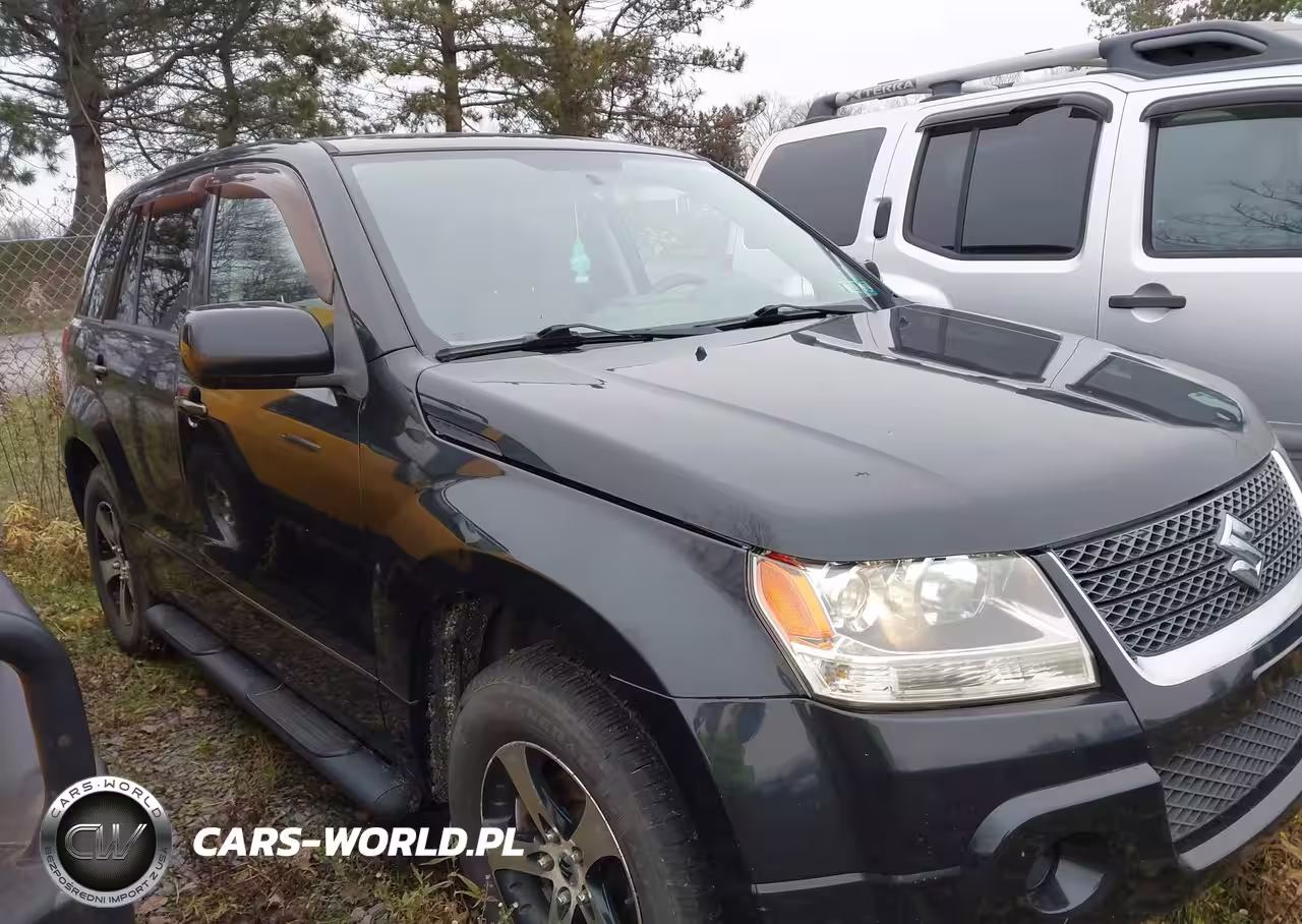 2011 Suzuki Grand Vitara Premium-Premium W-Alloy Wheels
