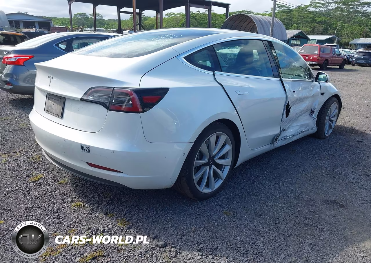 2020 Tesla Model 3 Standard Range Plus Rear-Wheel Drive-Standard Range Rear-Wheel Drive VIN:5YJ3E1EA6LF661687 - 4