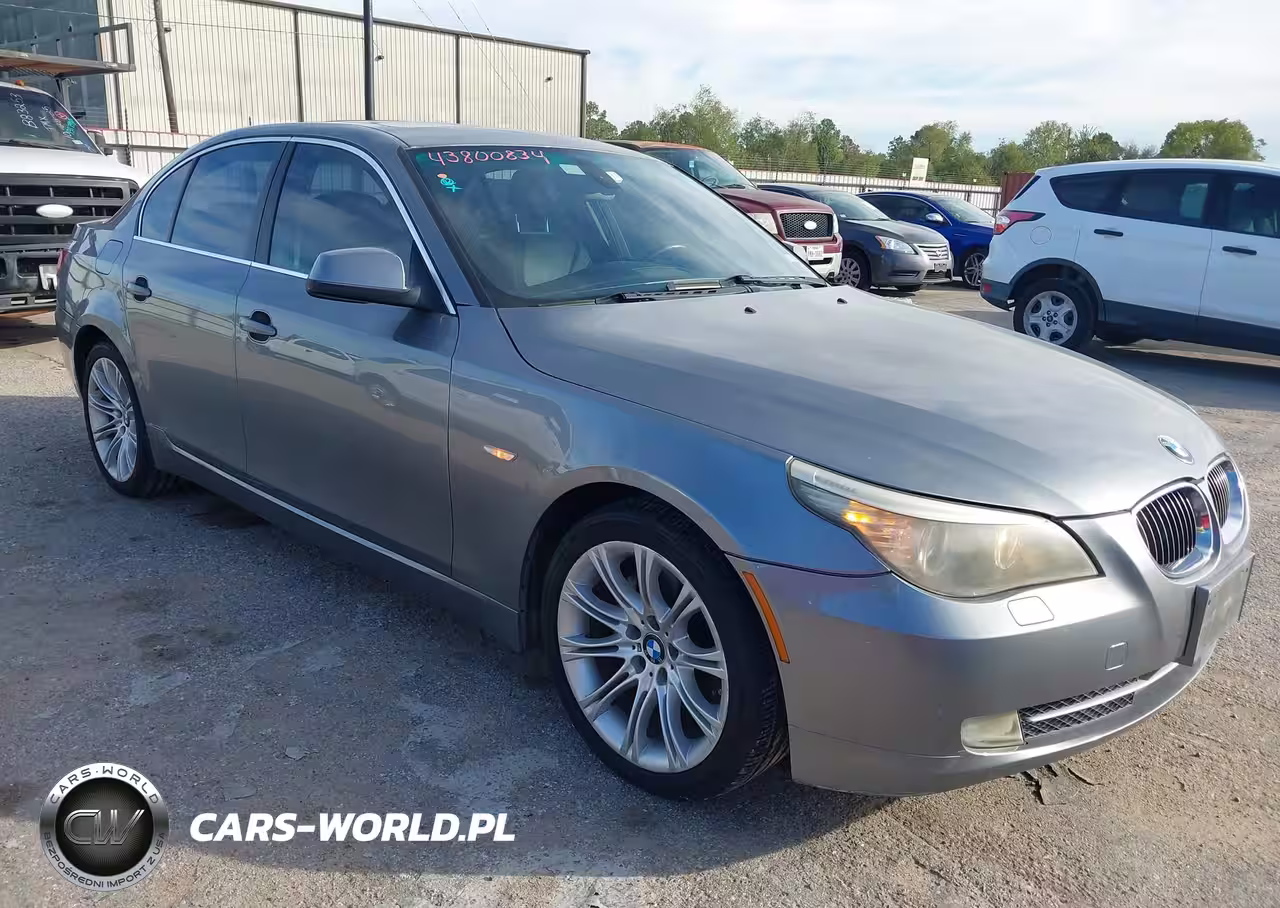 2010 BMW 528I