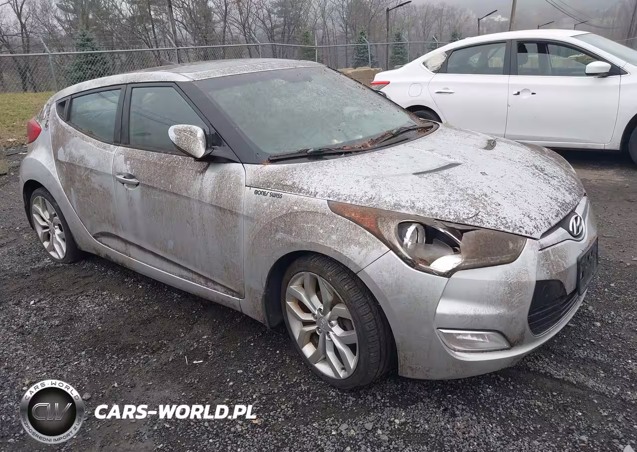 2012 Hyundai Veloster Base W-Black