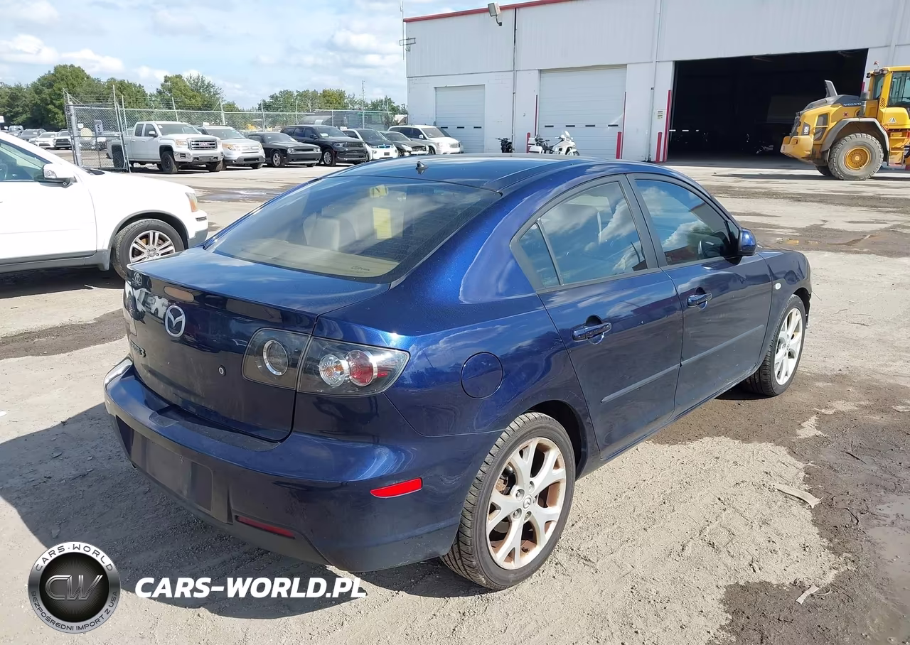 2008 Mazda Mazda3 I Touring Value VIN:JM1BK32F281120295 - 4
