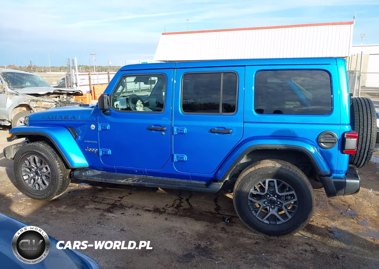 2024 Jeep Wrangler 4-Door Sahara 4X4 VIN:1C4PJXEGXRW264329 - 15