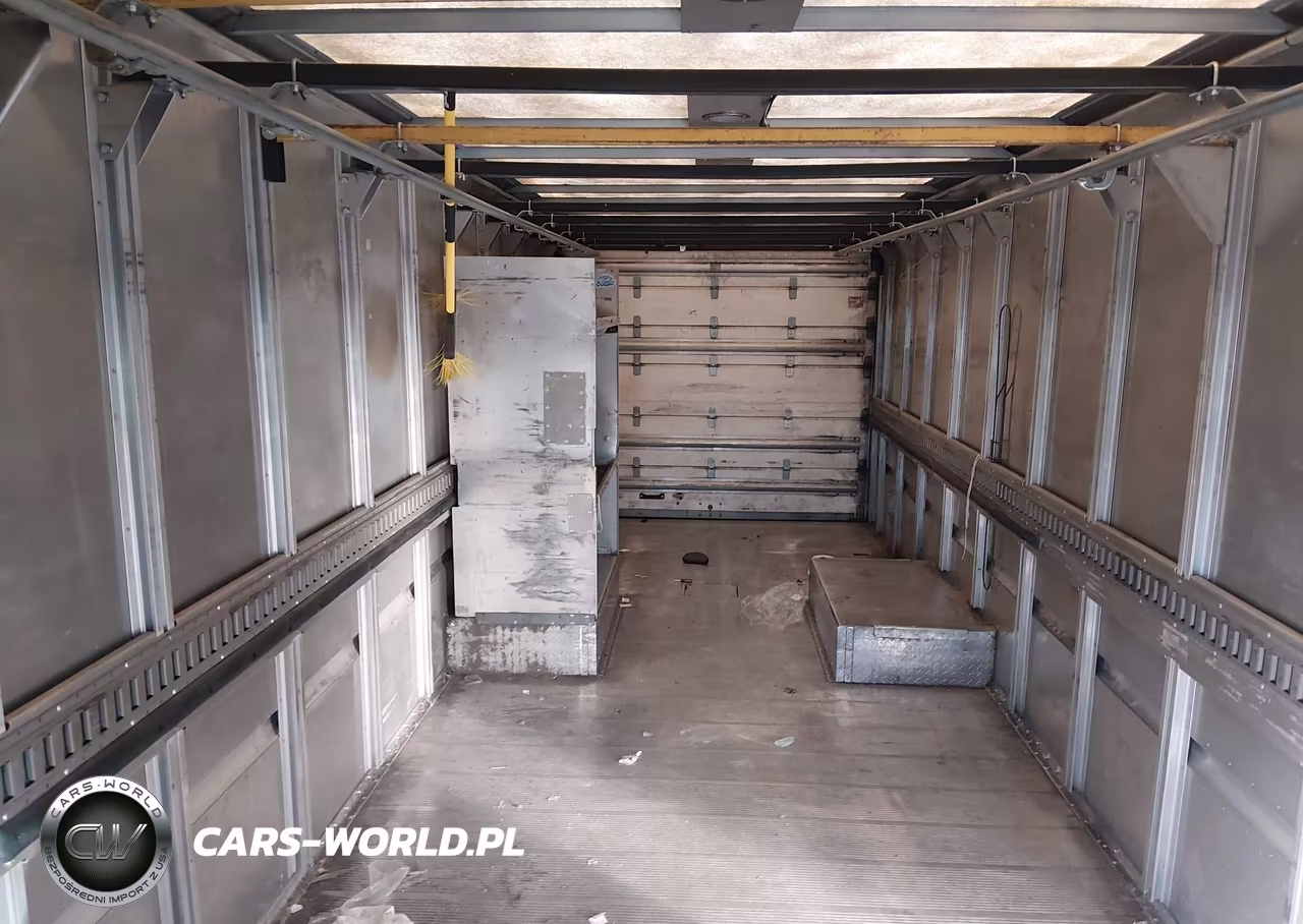 2012 Freightliner Chassis M Line Walk-In Van VIN:4UZAC3DV6CCBT7142 - 7
