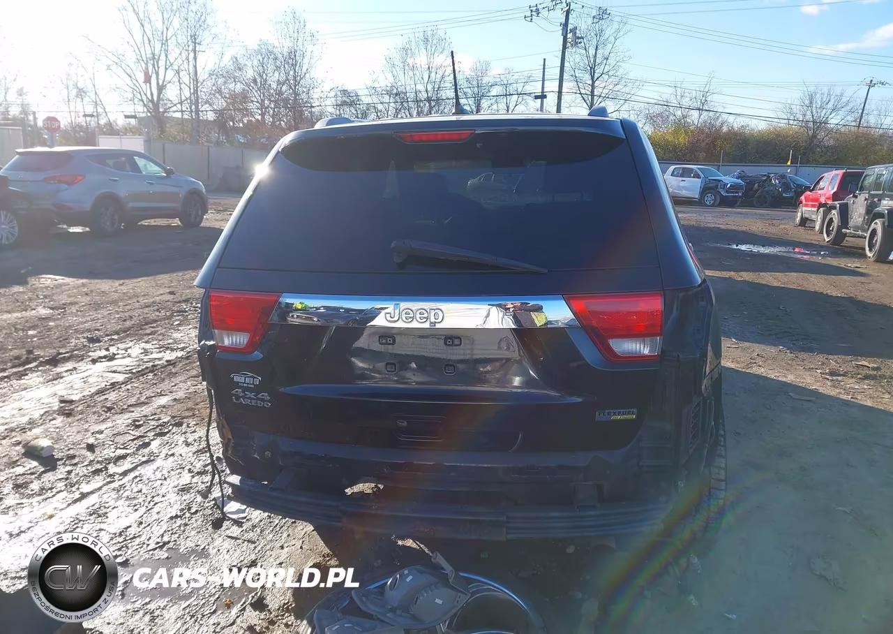 2012 Jeep Grand Cherokee Laredo VIN:1C4RJFAG0CC114473 - 13