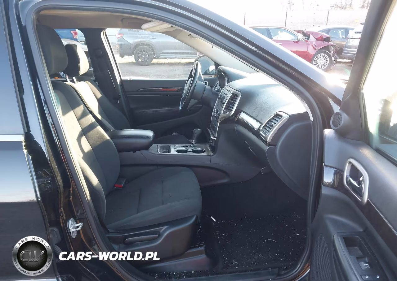 2012 Jeep Grand Cherokee Laredo VIN:1C4RJFAG0CC114473 - 4