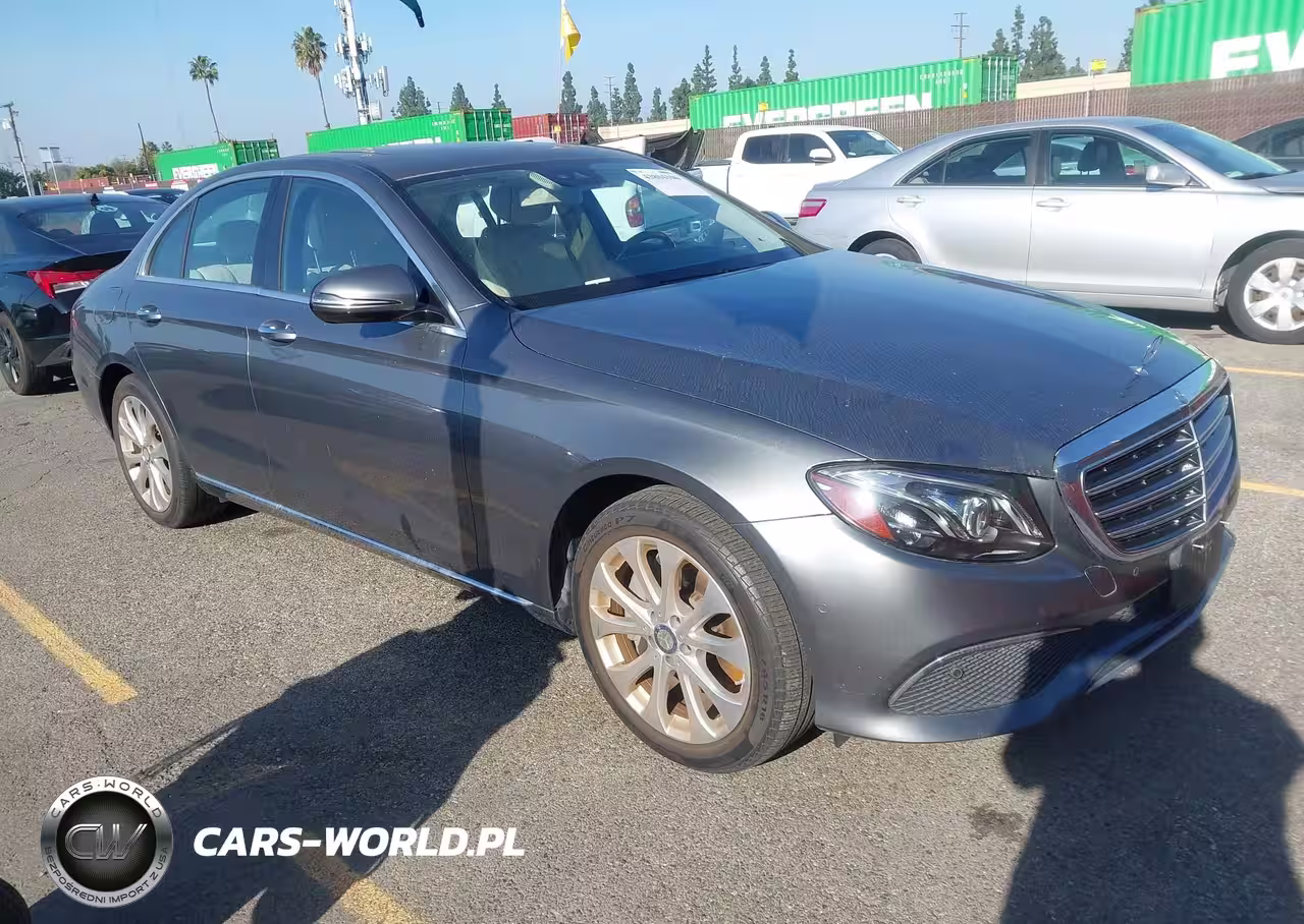 2017 Mercedes-Benz E 300