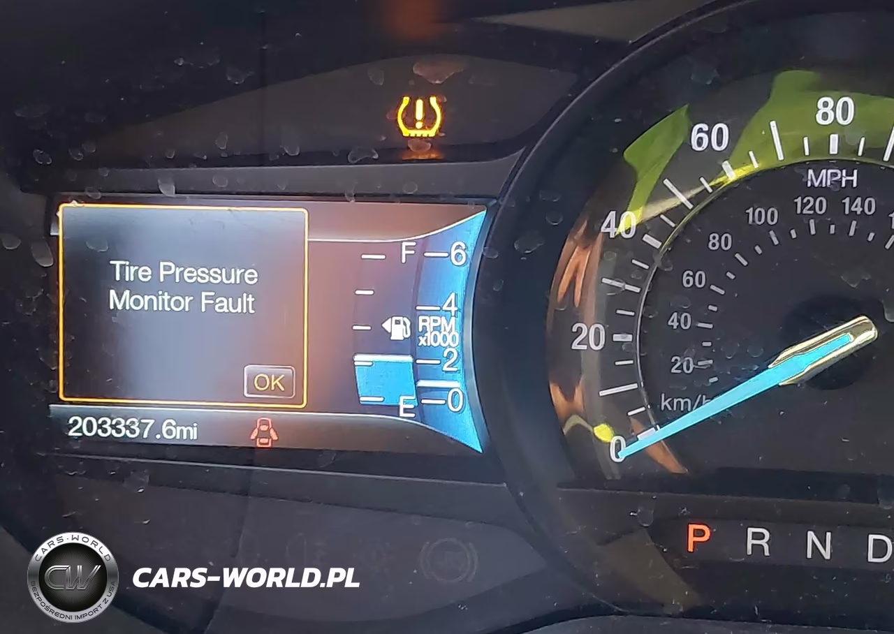 2018 Ford Edge Titanium VIN:2FMPK3K8XJBB81052 - 15
