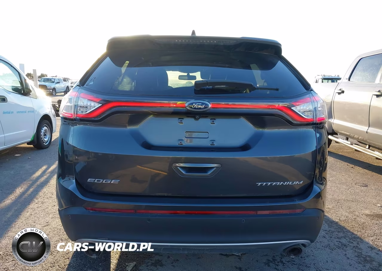 2018 Ford Edge Titanium VIN:2FMPK3K8XJBB81052 - 16
