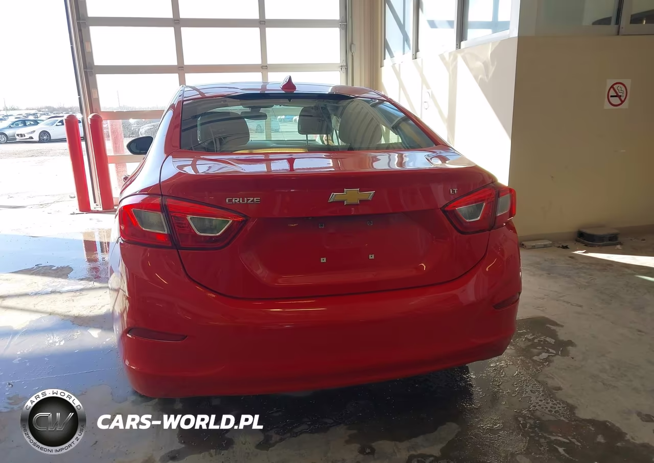 2019 Chevrolet Cruze Lt VIN:1G1BE5SM2K7142537 - 16