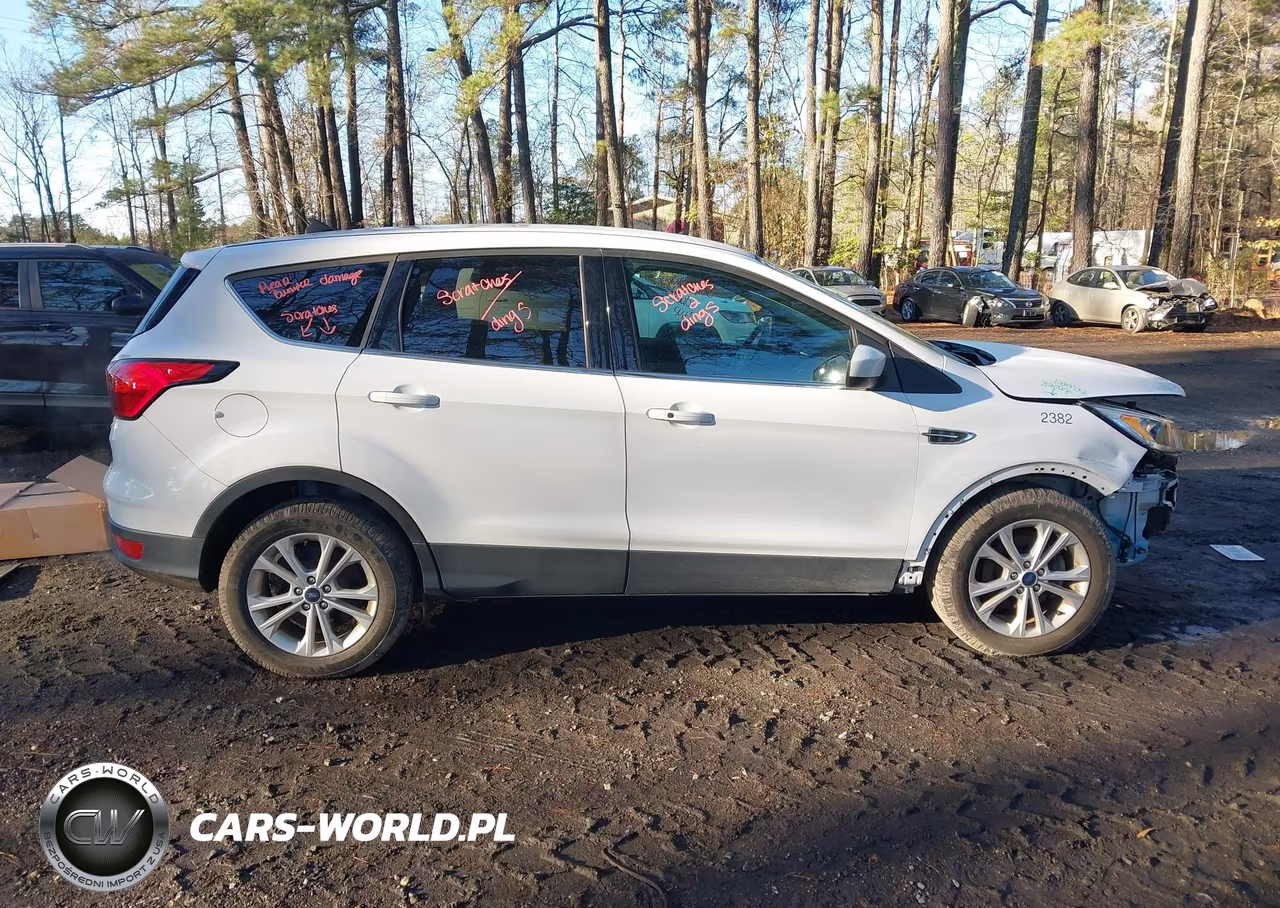 2019 Ford Escape Se VIN:1FMCU0GD2KUB82382 - 13