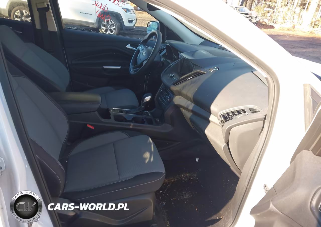 2019 Ford Escape Se VIN:1FMCU0GD2KUB82382 - 5