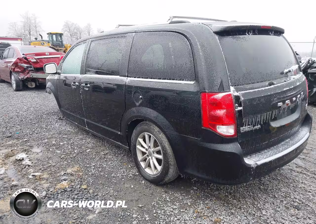 2019 Dodge Grand Caravan Sxt VIN:2C4RDGCG2KR790049 - 3