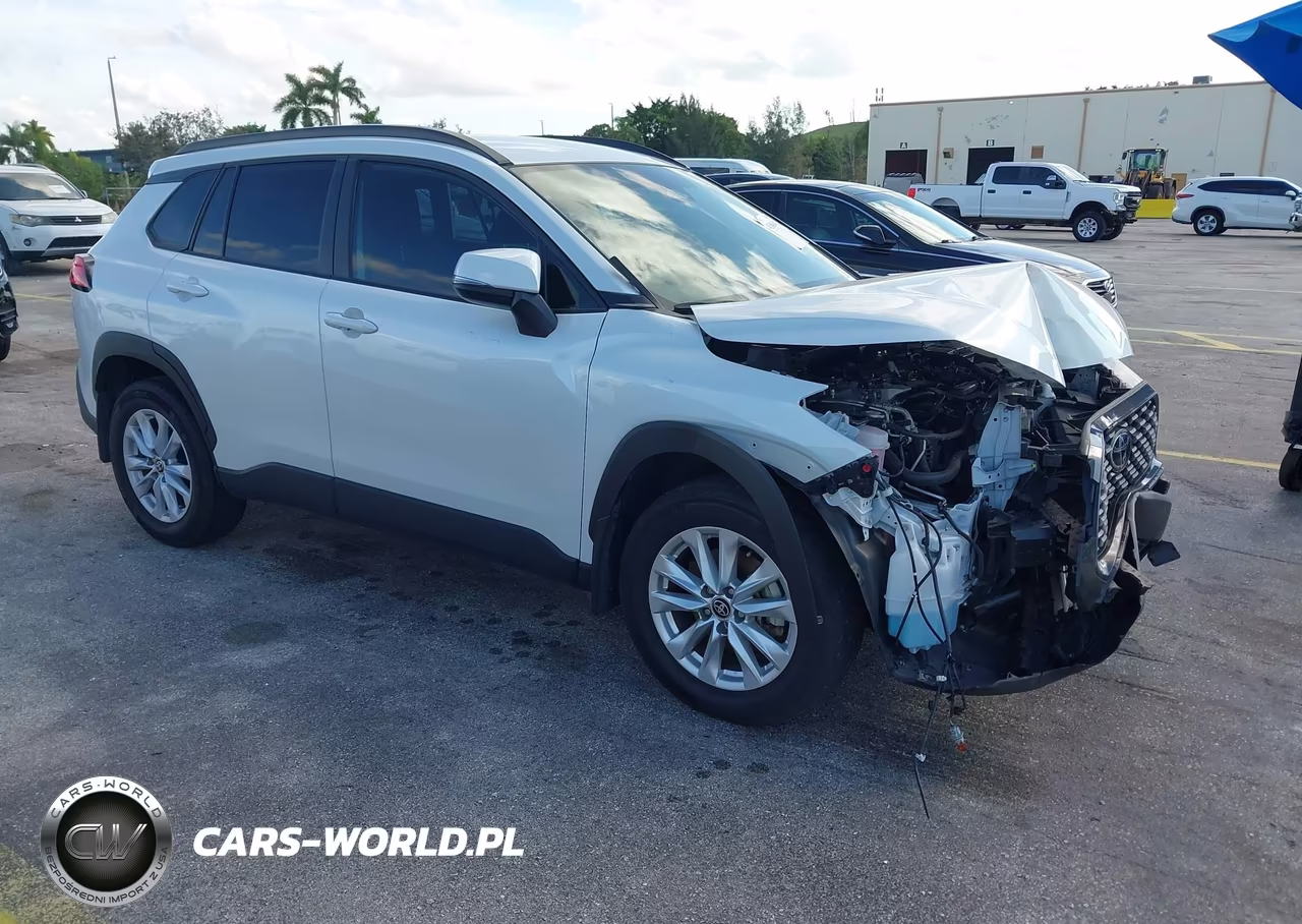 2024 Toyota Corolla Cross Le – zdjęcie 1 z 16