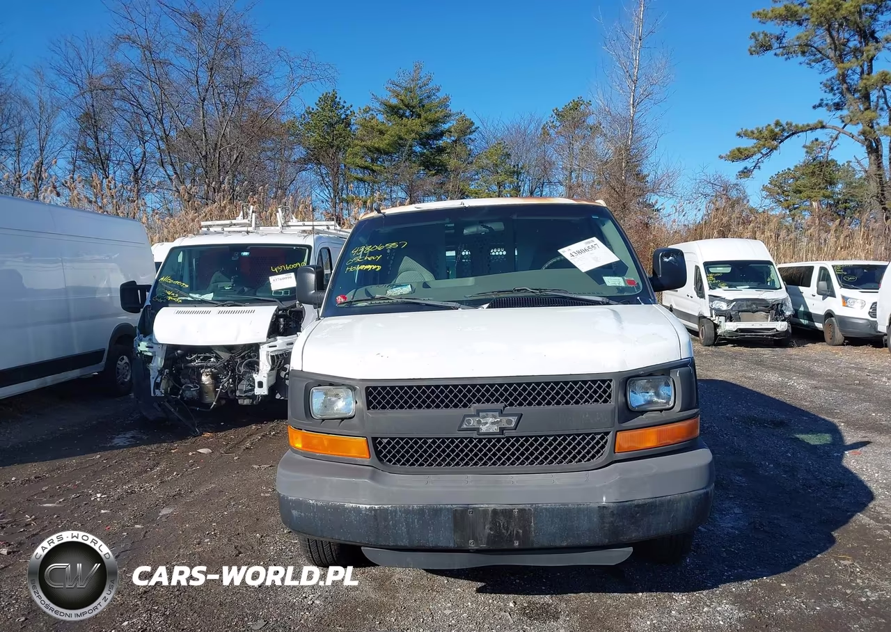 2005 Chevrolet Express VIN:1GCGG25V551142310 - 11