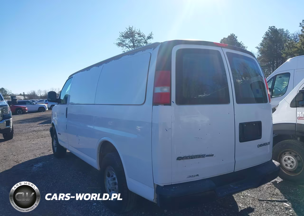2005 Chevrolet Express VIN:1GCGG25V551142310 - 3