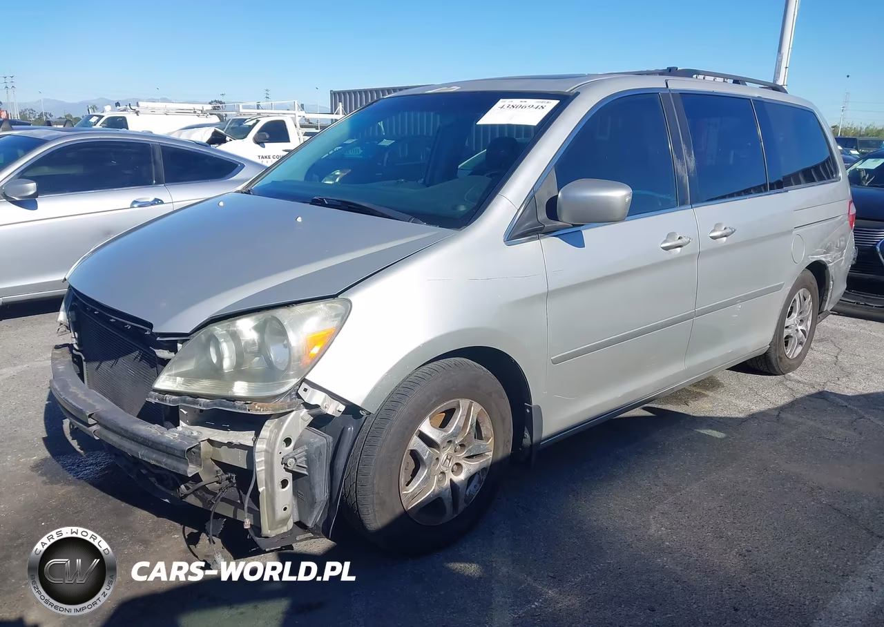 2005 Honda Odyssey Touring VIN:5FNRL38885B046033 - 2