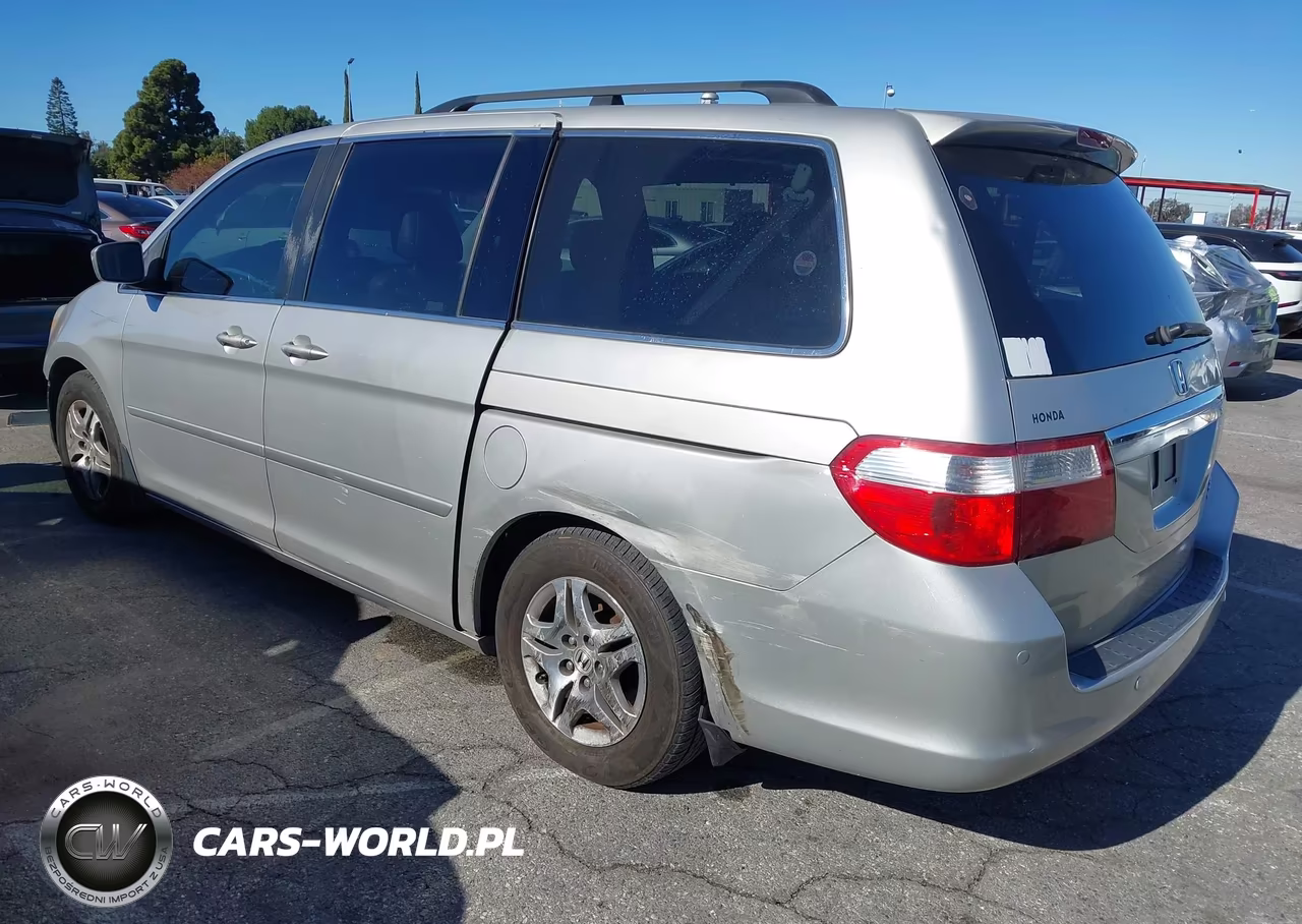 2005 Honda Odyssey Touring VIN:5FNRL38885B046033 - 3