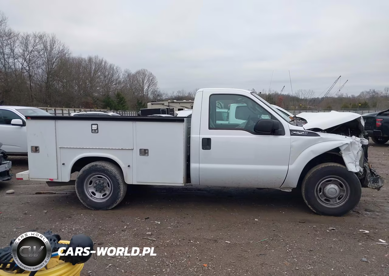 2012 Ford F-250 Xl VIN:1FDBF2A62CEC63423 - 13