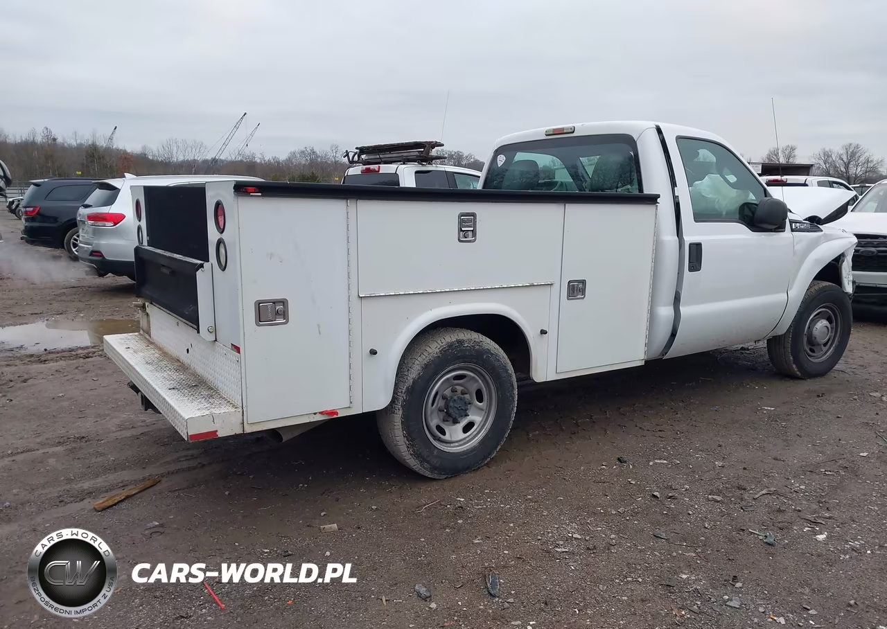 2012 Ford F-250 Xl VIN:1FDBF2A62CEC63423 - 4