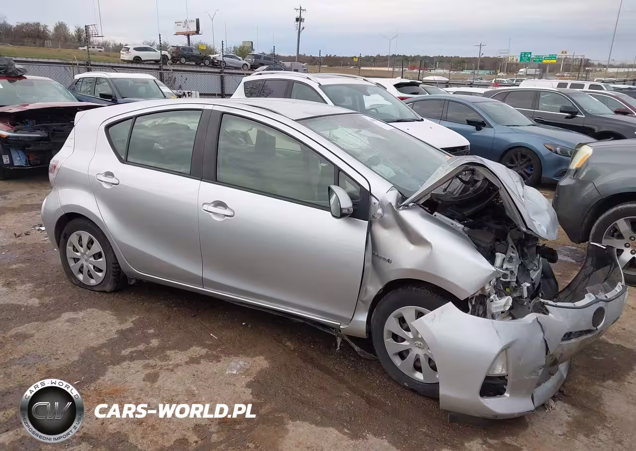 2013 Toyota Prius C One