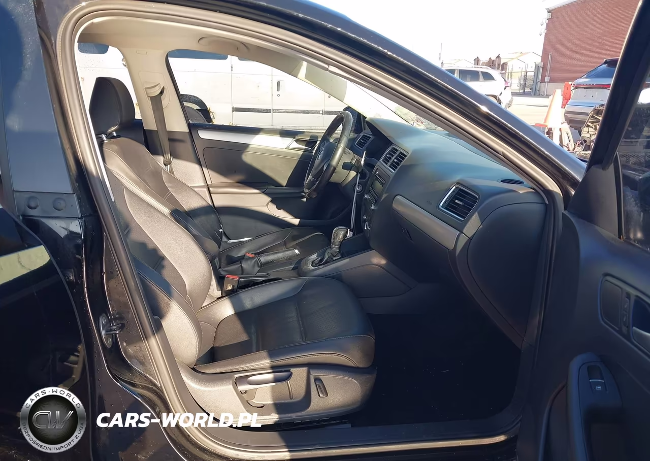 2014 Volkswagen Jetta 1.8T Se VIN:3VWD17AJ9EM336682 - 5